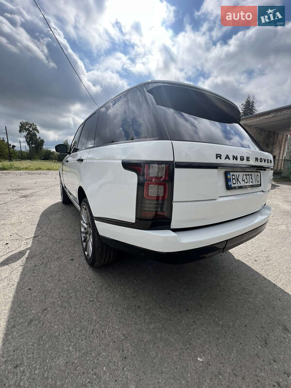 Внедорожник / Кроссовер Land Rover Range Rover 2015 в Дубно
