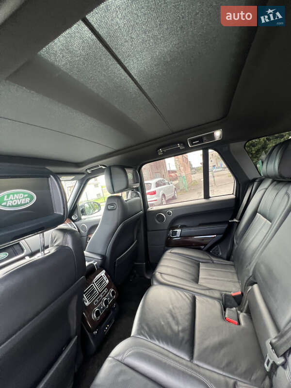 Внедорожник / Кроссовер Land Rover Range Rover 2015 в Дубно