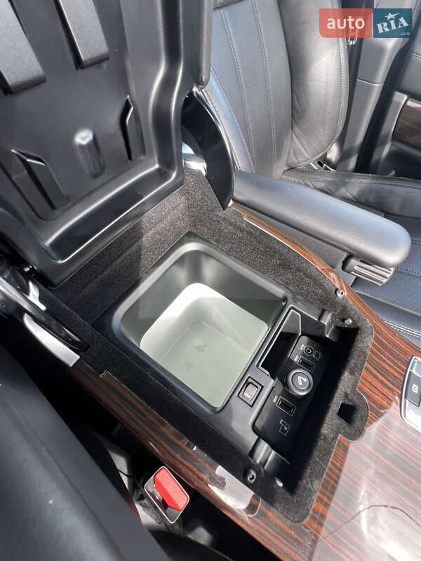 Внедорожник / Кроссовер Land Rover Range Rover 2015 в Дубно