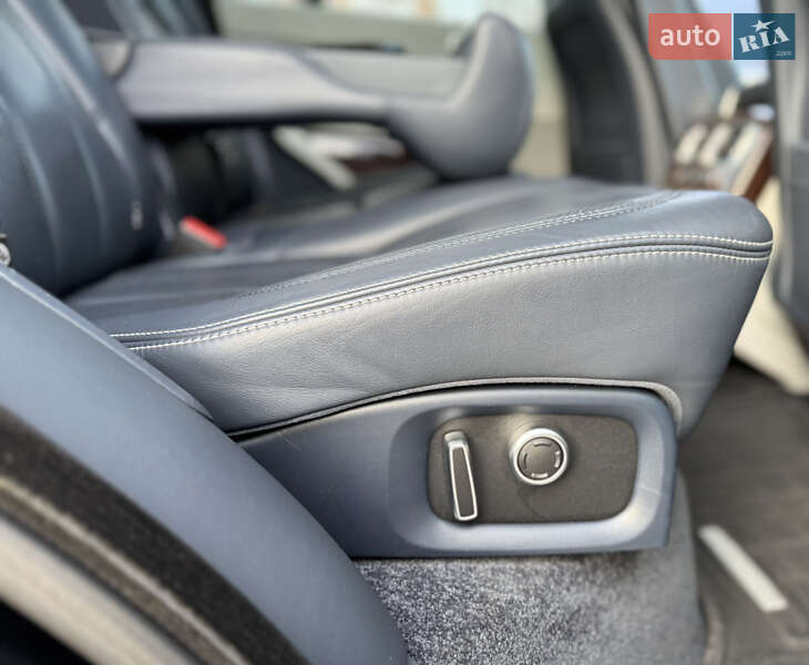 Внедорожник / Кроссовер Land Rover Range Rover 2016 в Одессе