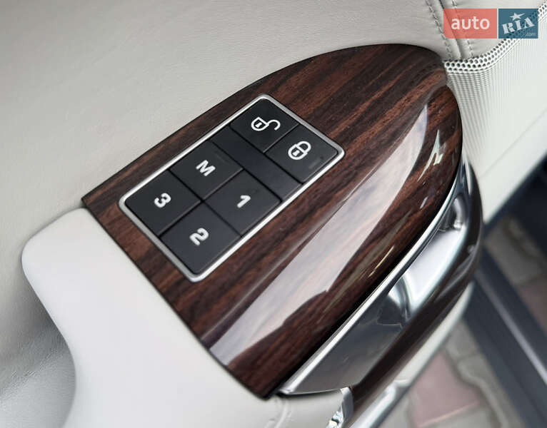 Внедорожник / Кроссовер Land Rover Range Rover 2016 в Одессе