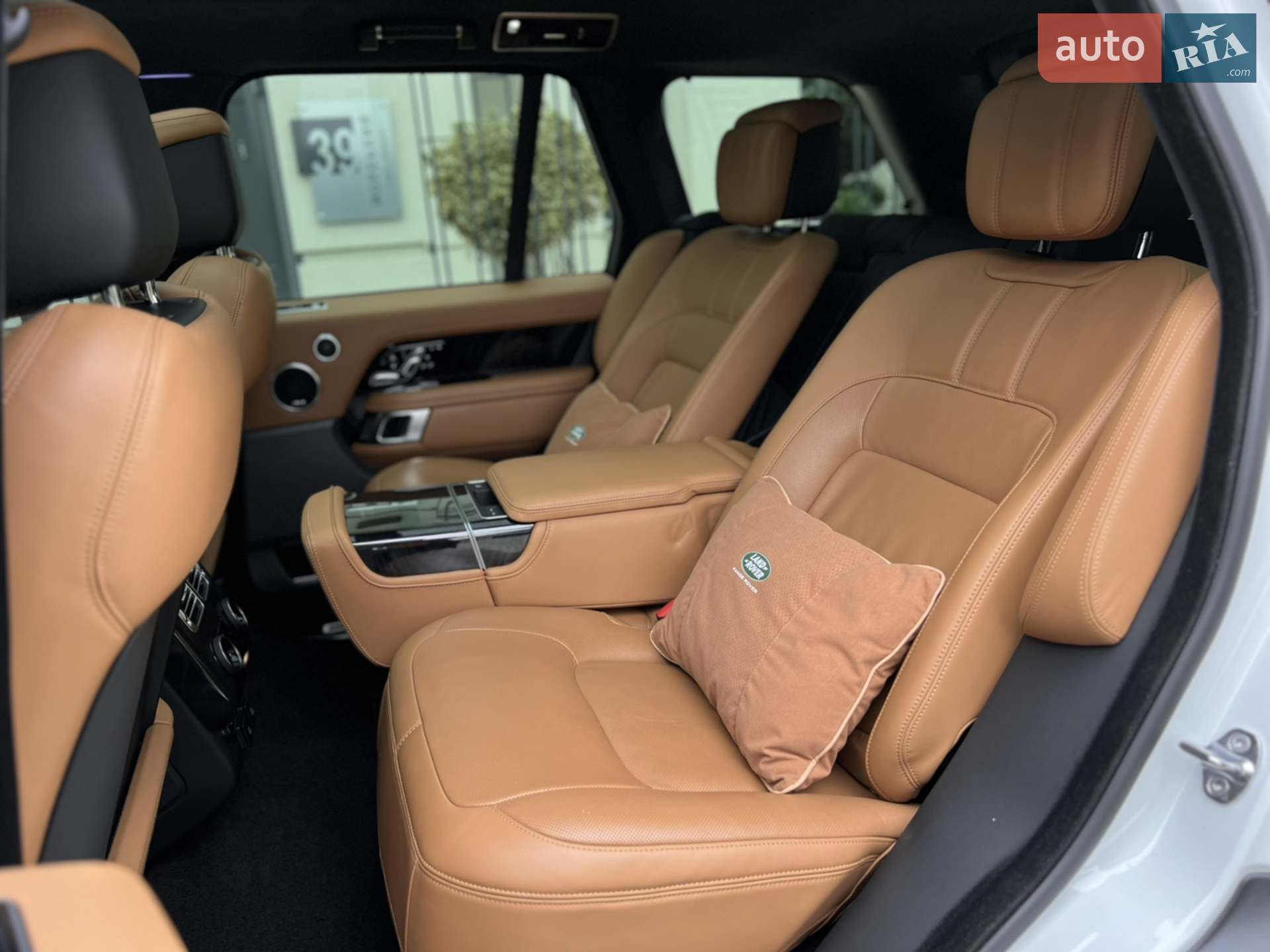 2018 Land Rover Range Rover - мініатюра 38
