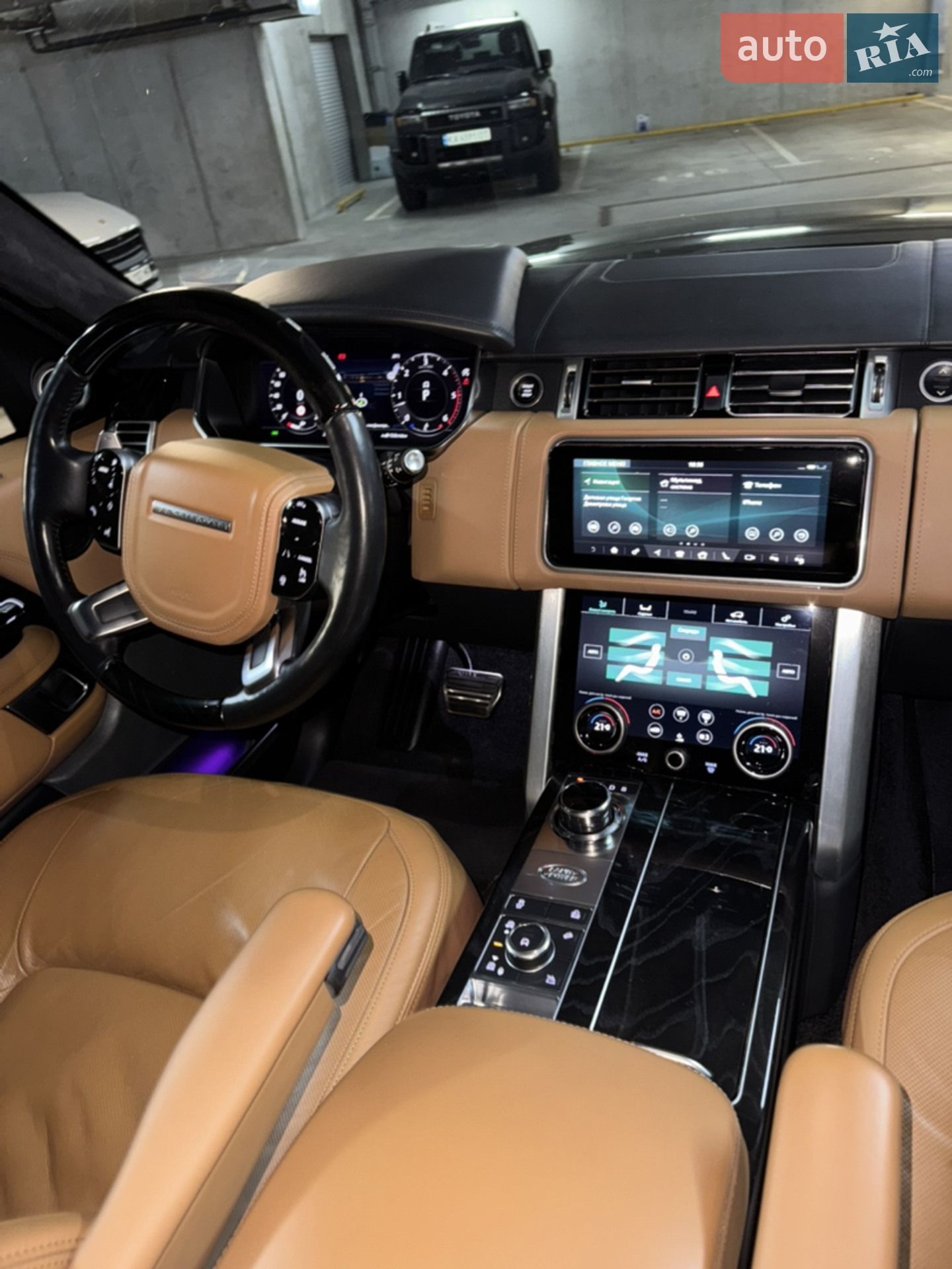 2020 Land Rover Range Rover - мініатюра 19