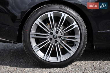 Внедорожник / Кроссовер Land Rover Range Rover 2024 в 