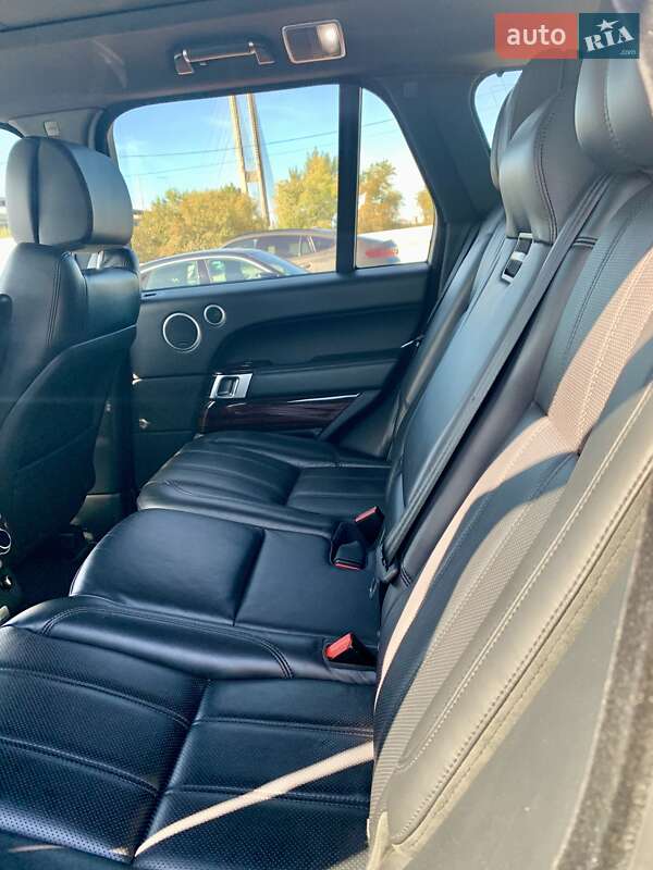 Позашляховик / Кросовер Land Rover Range Rover 2014 в Києві