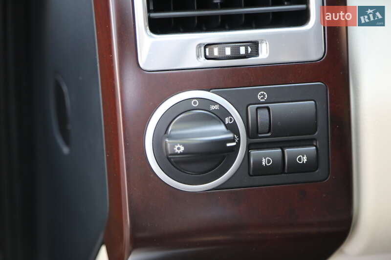 Внедорожник / Кроссовер Land Rover Range Rover 2010 в Харькове