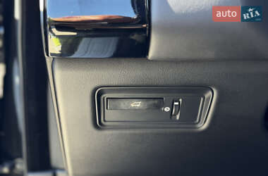Внедорожник / Кроссовер Land Rover Range Rover 2015 в 