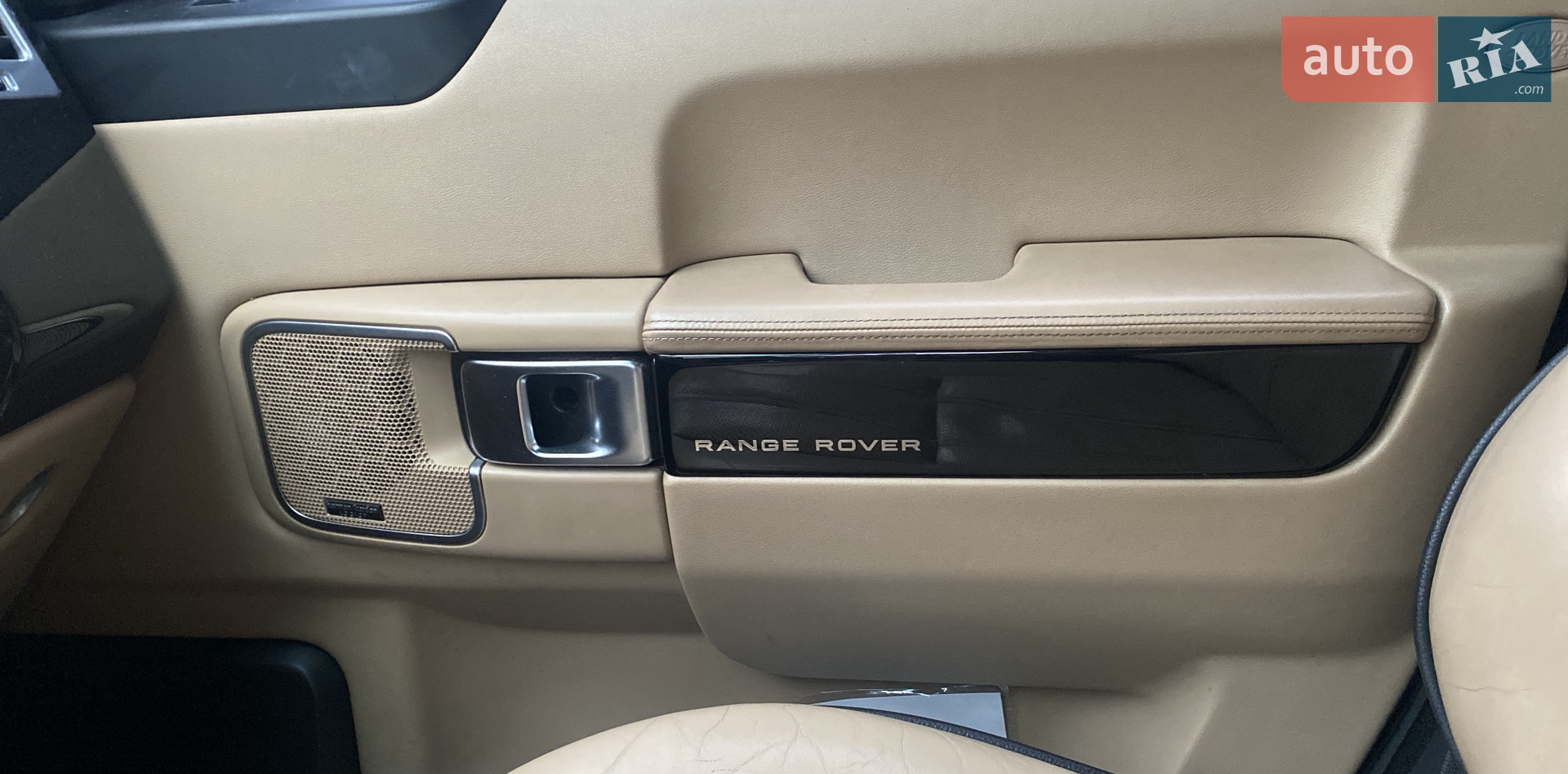 2011 Land Rover Range Rover - мініатюра 16