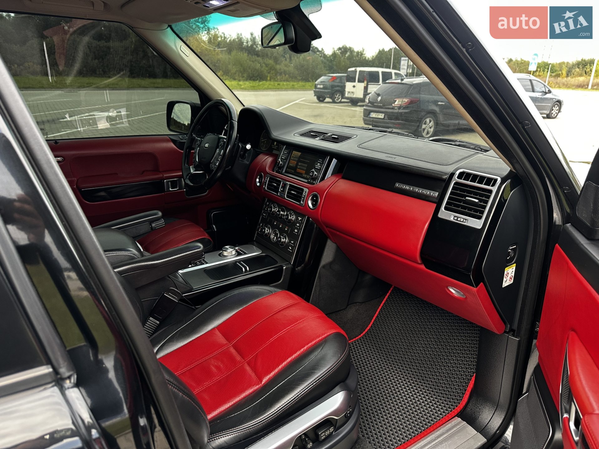 2011 Land Rover Range Rover - мініатюра 25