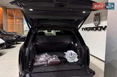 Внедорожник / Кроссовер Land Rover Range Rover 2025 в 