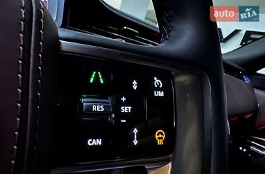 Внедорожник / Кроссовер Land Rover Range Rover 2025 в 