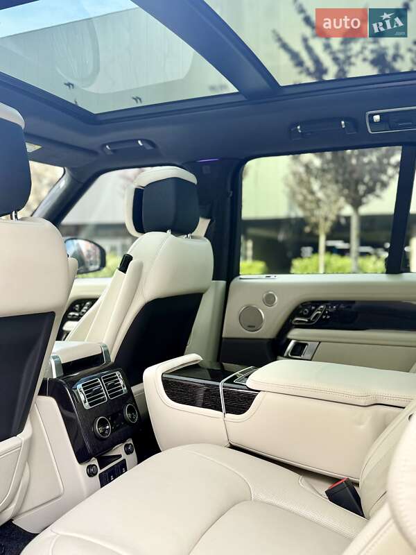 Внедорожник / Кроссовер Land Rover Range Rover 2019 в Киеве фото 35 Внедорожник / Кроссовер Land Rover Range Rover 2019 в Киеве
