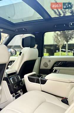 Внедорожник / Кроссовер Land Rover Range Rover 2019 в 