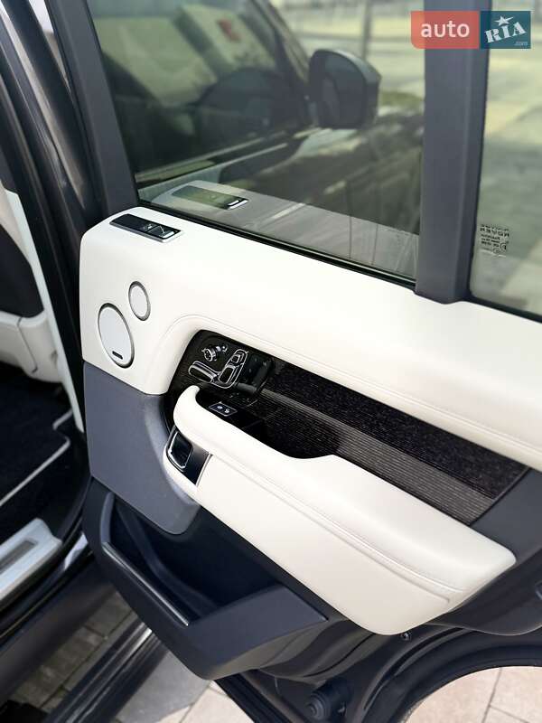 Внедорожник / Кроссовер Land Rover Range Rover 2019 в Киеве фото 39 Внедорожник / Кроссовер Land Rover Range Rover 2019 в Киеве