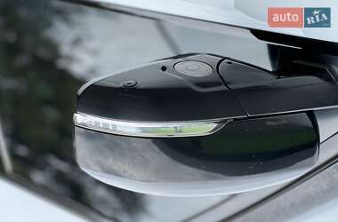 Внедорожник / Кроссовер Land Rover Range Rover 2015 в 
