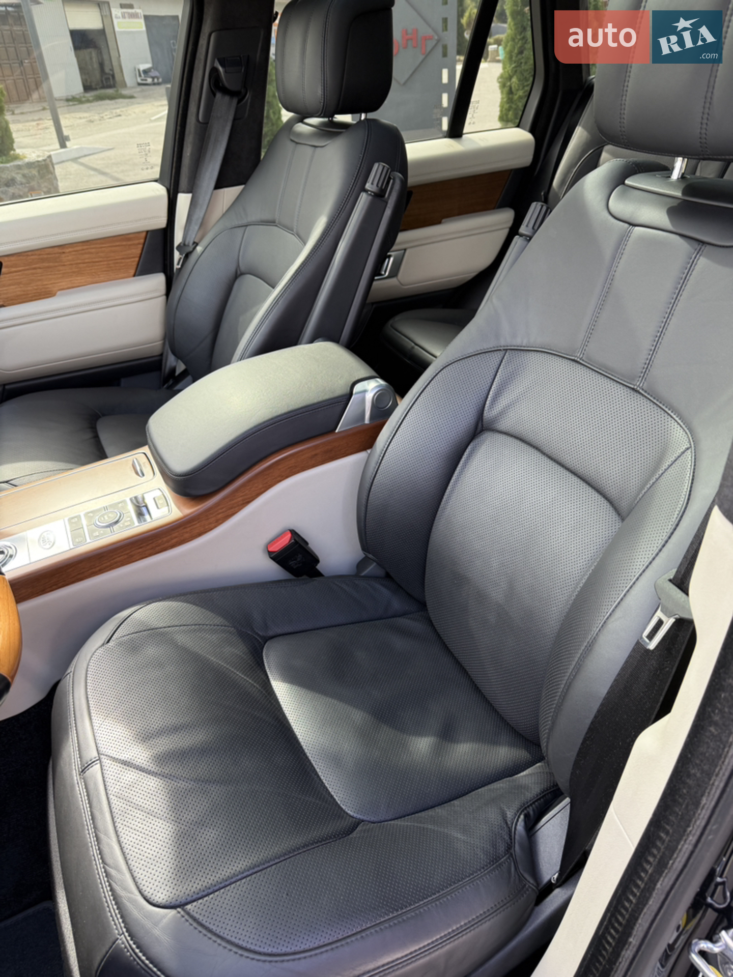 2017 Land Rover Range Rover - мініатюра 14