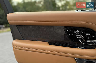 Внедорожник / Кроссовер Land Rover Range Rover 2019 в 