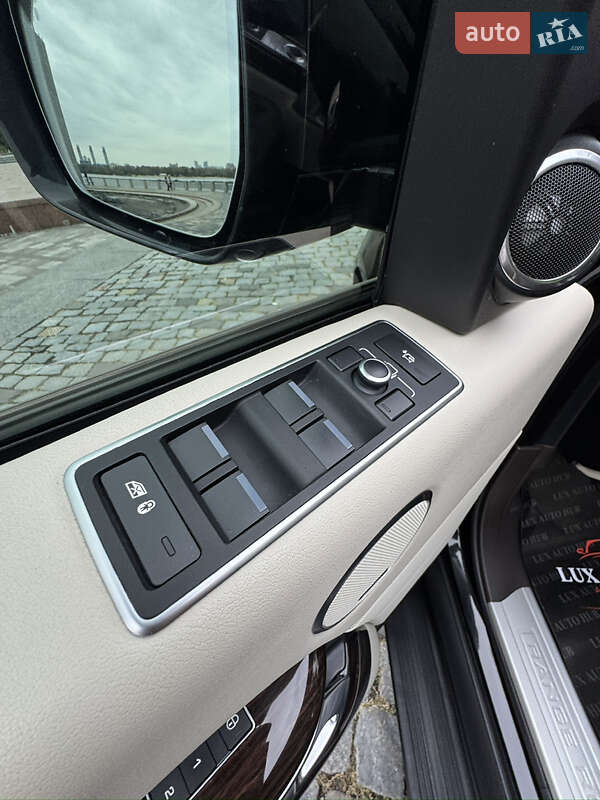 Позашляховик / Кросовер Land Rover Range Rover 2016 в Києві