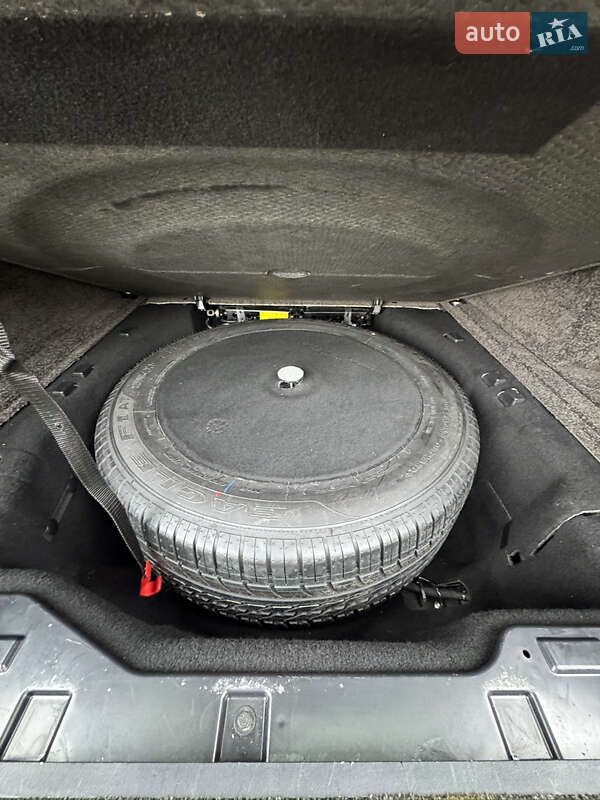 Позашляховик / Кросовер Land Rover Range Rover 2016 в Києві