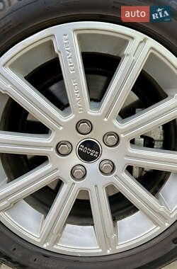 Внедорожник / Кроссовер Land Rover Range Rover 2011 в 