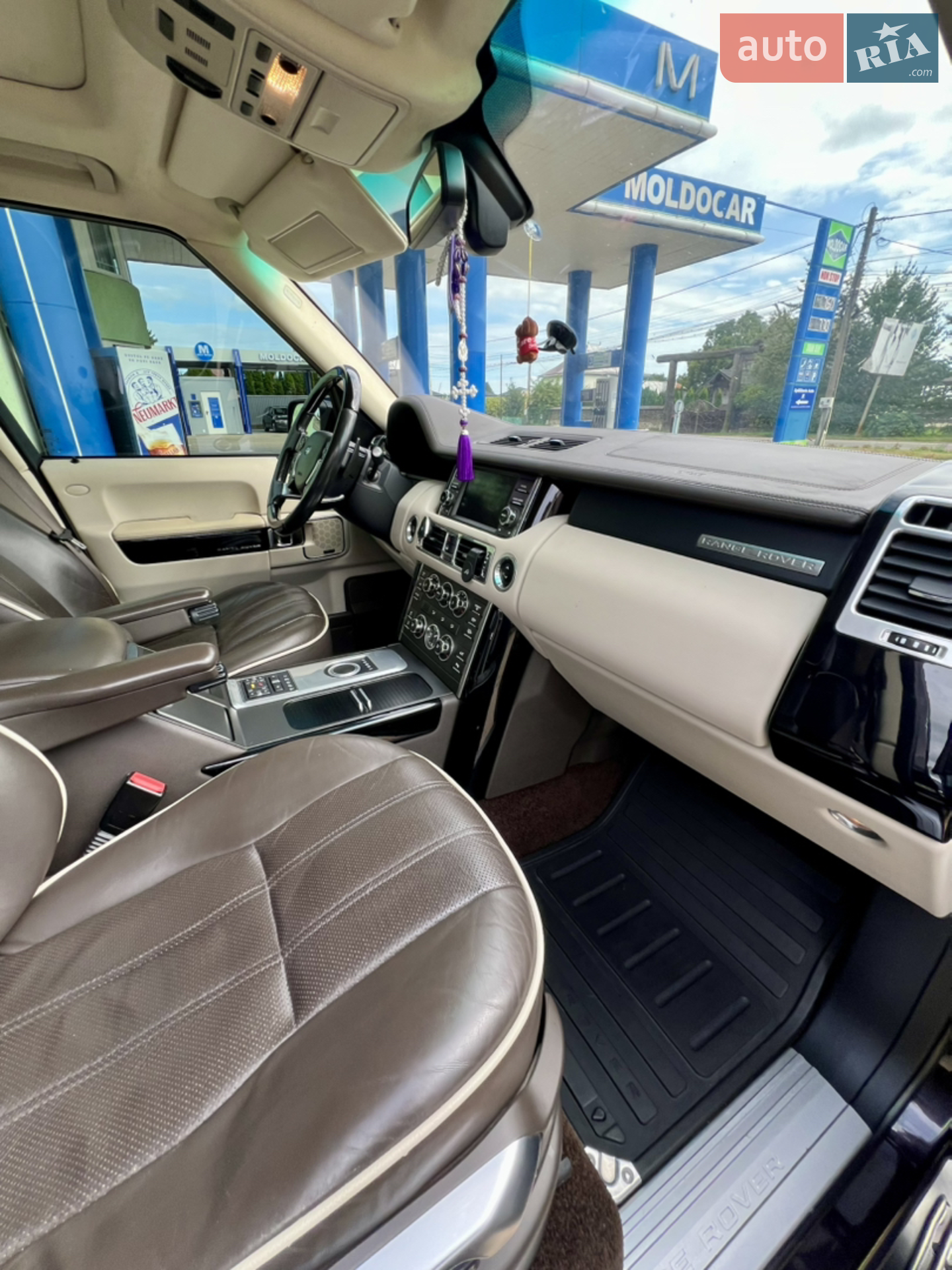2011 Land Rover Range Rover - мініатюра 21