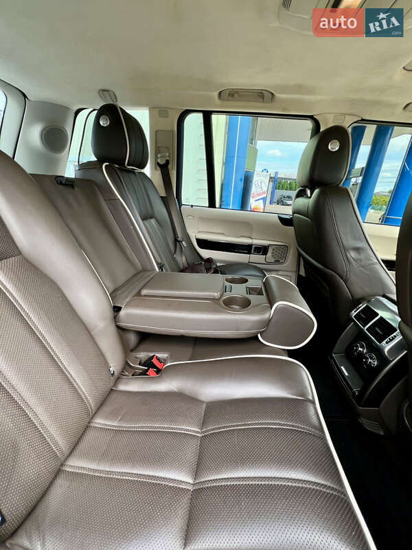 Внедорожник / Кроссовер Land Rover Range Rover 2011 в Черновцах