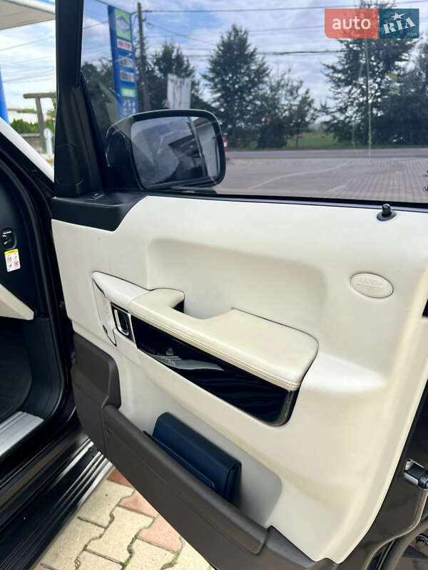 Внедорожник / Кроссовер Land Rover Range Rover 2011 в Черновцах