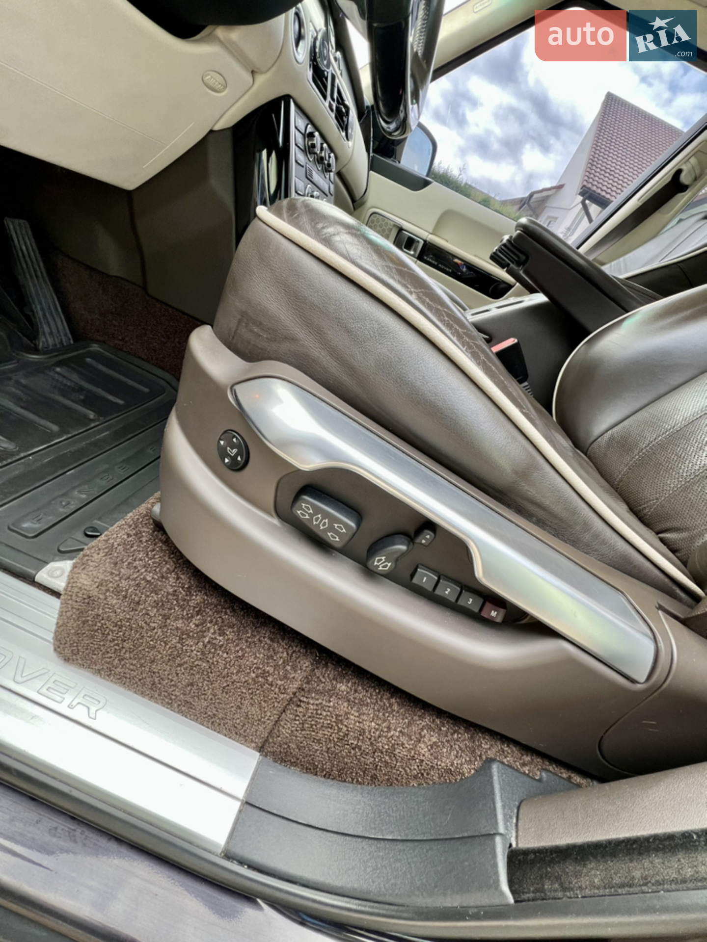 2011 Land Rover Range Rover - мініатюра 113