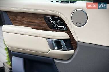 Внедорожник / Кроссовер Land Rover Range Rover 2018 в 