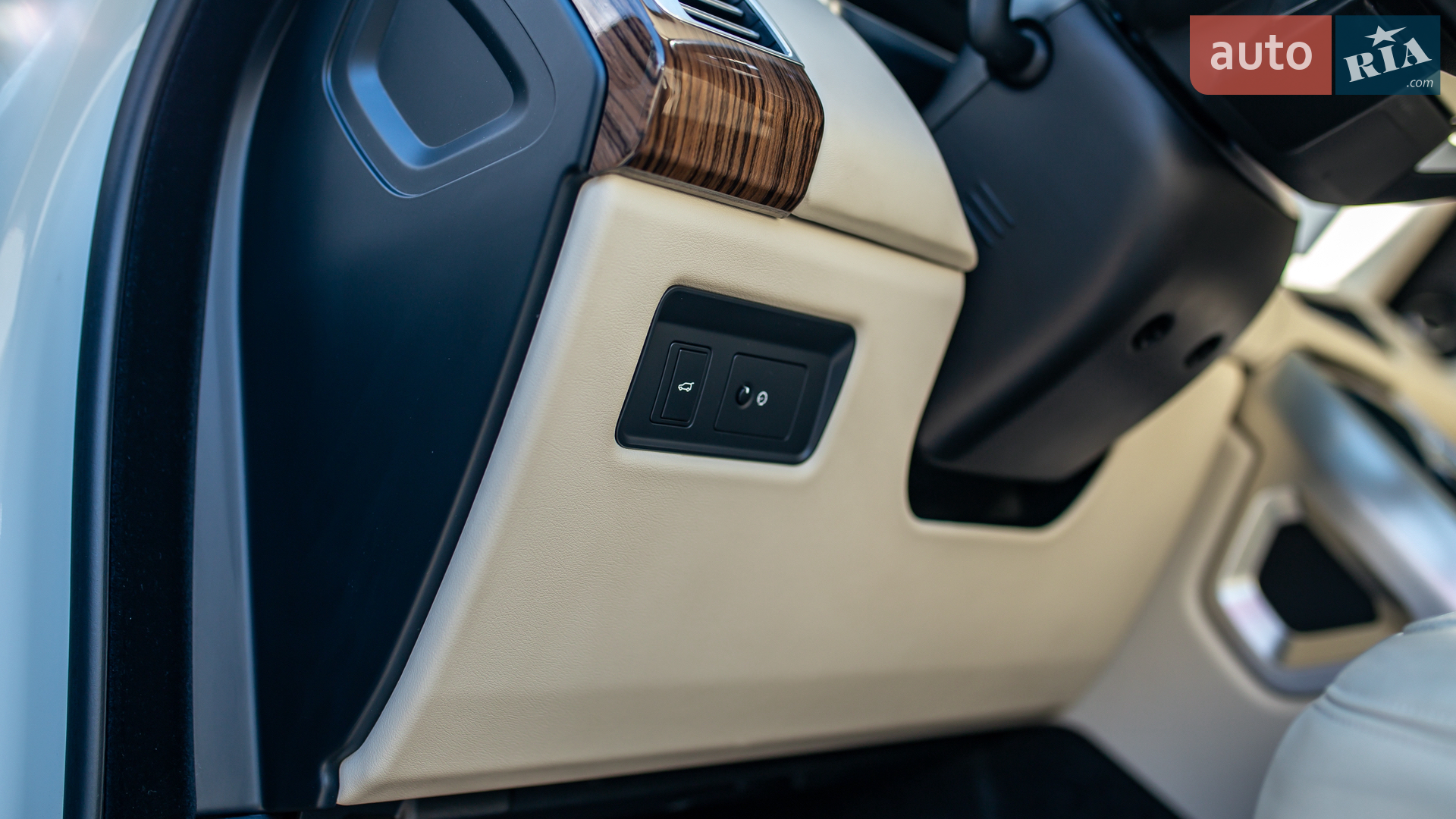 2018 Land Rover Range Rover - мініатюра 47