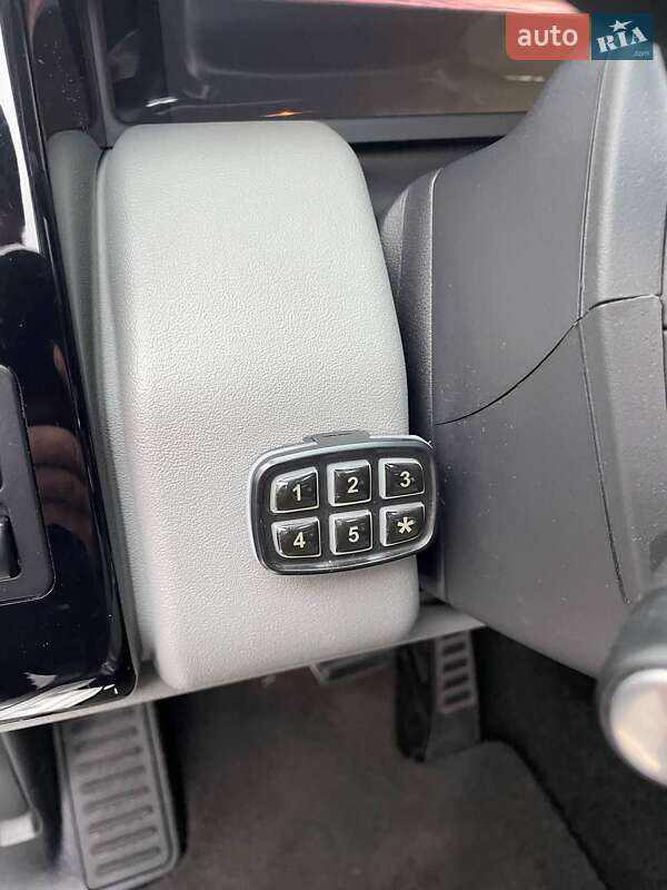 Внедорожник / Кроссовер Land Rover Range Rover 2010 в Киеве