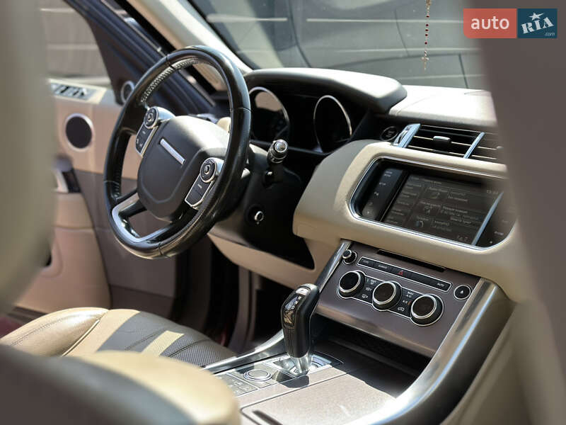 Внедорожник / Кроссовер Land Rover Range Rover 2015 в Тернополе