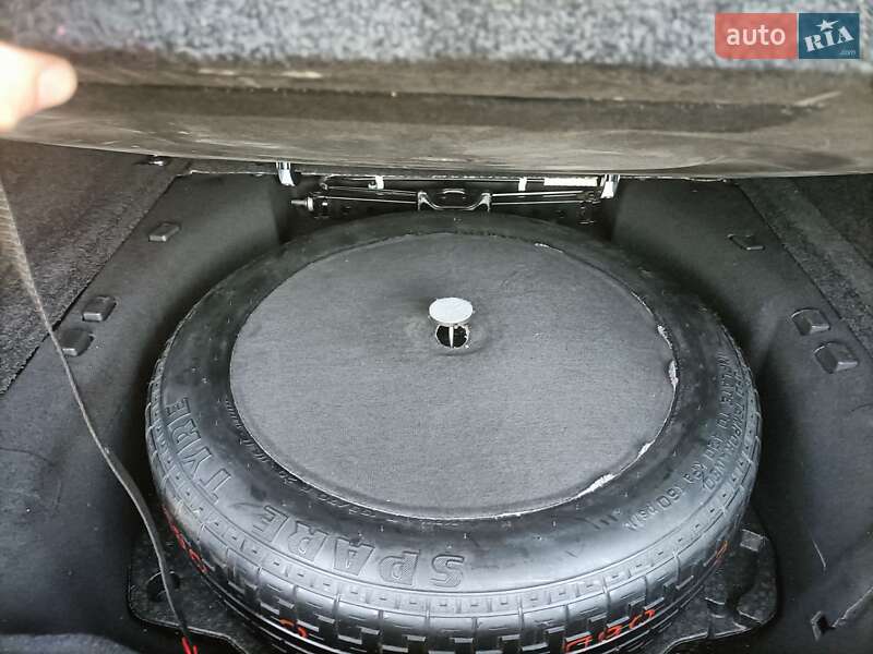 Внедорожник / Кроссовер Land Rover Range Rover 2016 в Львове фото 3 Внедорожник / Кроссовер Land Rover Range Rover 2016 в Львове