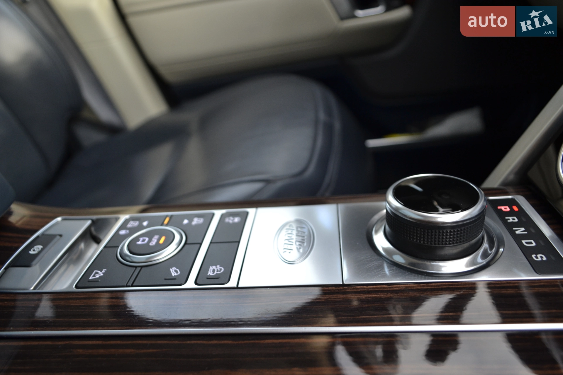2018 Land Rover Range Rover - мініатюра 28
