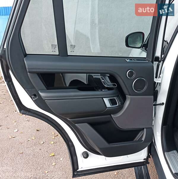 Внедорожник / Кроссовер Land Rover Range Rover 2021 в Киеве фото 21 Внедорожник / Кроссовер Land Rover Range Rover 2021 в Киеве