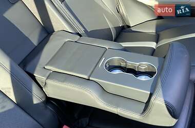 Внедорожник / Кроссовер Land Rover Range Rover 2018 в 