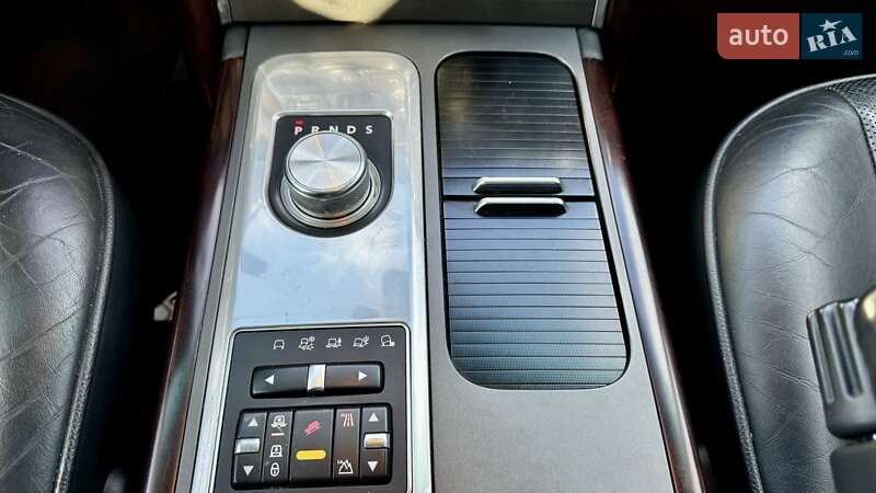 Внедорожник / Кроссовер Land Rover Range Rover 2010 в Хмельницком