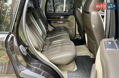 Позашляховик / Кросовер Land Rover Range Rover 2009 в  фото 40 Позашляховик / Кросовер Land Rover Range Rover 2009 в