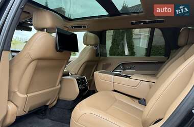 Внедорожник / Кроссовер Land Rover Range Rover 2023 в 