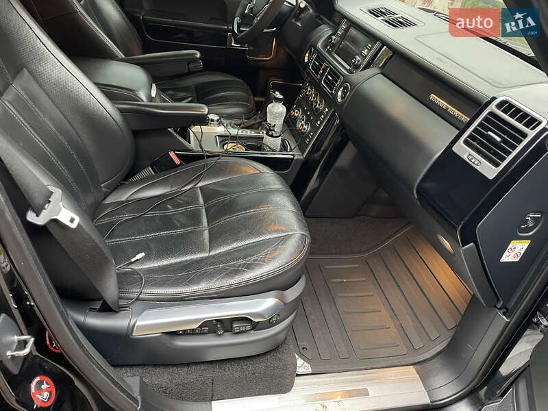 Внедорожник / Кроссовер Land Rover Range Rover 2010 в Золотоноше