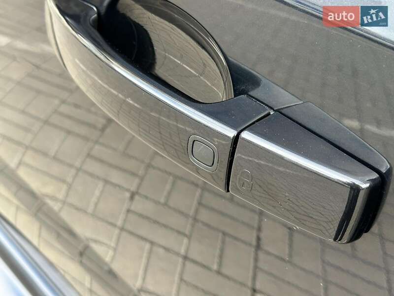 Позашляховик / Кросовер Land Rover Range Rover 2011 в Одесі