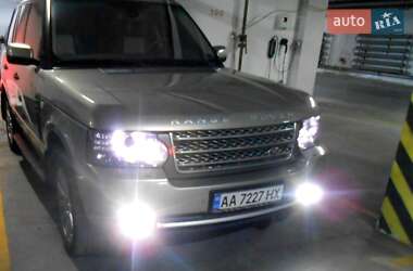 Позашляховик / Кросовер Land Rover Range Rover 2010 в  фото 15 Позашляховик / Кросовер Land Rover Range Rover 2010 в