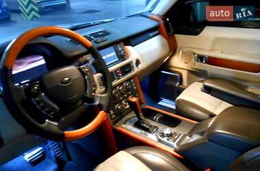 Позашляховик / Кросовер Land Rover Range Rover 2010 в  фото 19 Позашляховик / Кросовер Land Rover Range Rover 2010 в