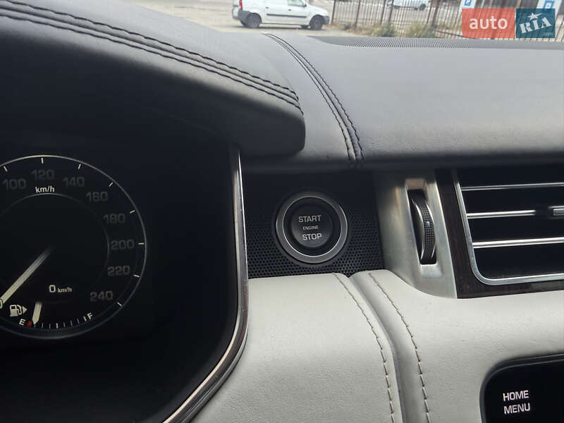 Внедорожник / Кроссовер Land Rover Range Rover 2014 в Киеве фото 50 Внедорожник / Кроссовер Land Rover Range Rover 2014 в Киеве