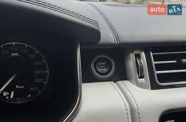 Позашляховик / Кросовер Land Rover Range Rover 2014 в  фото 50 Позашляховик / Кросовер Land Rover Range Rover 2014 в