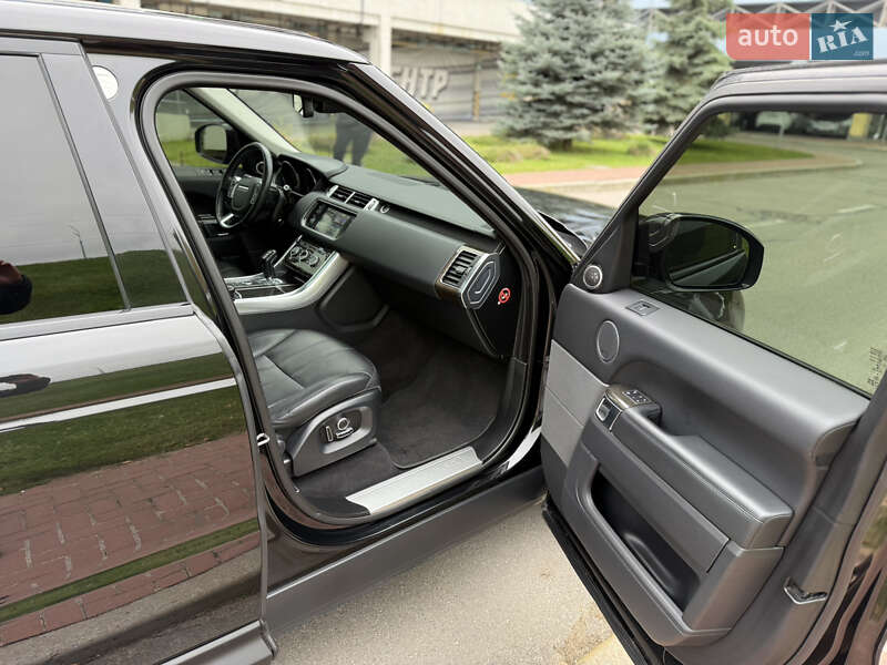 Внедорожник / Кроссовер Land Rover Range Rover 2015 в Киеве фото 27 Внедорожник / Кроссовер Land Rover Range Rover 2015 в Киеве