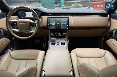 Позашляховик / Кросовер Land Rover Range Rover 2022 в  фото 7 Позашляховик / Кросовер Land Rover Range Rover 2022 в