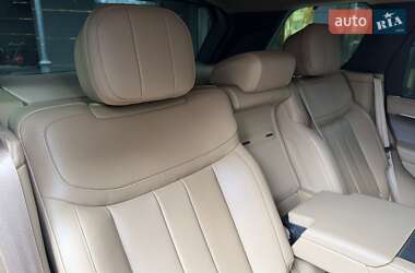 Позашляховик / Кросовер Land Rover Range Rover 2022 в  фото 16 Позашляховик / Кросовер Land Rover Range Rover 2022 в