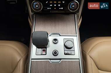 Позашляховик / Кросовер Land Rover Range Rover 2022 в  фото 21 Позашляховик / Кросовер Land Rover Range Rover 2022 в