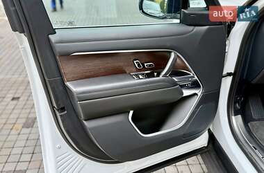 Позашляховик / Кросовер Land Rover Range Rover 2022 в  фото 9 Позашляховик / Кросовер Land Rover Range Rover 2022 в